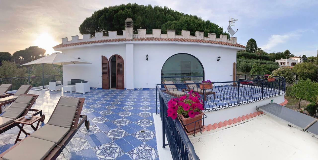 ガエータ Gli Archi Sul Mare Bed & Breakfast エクステリア 写真