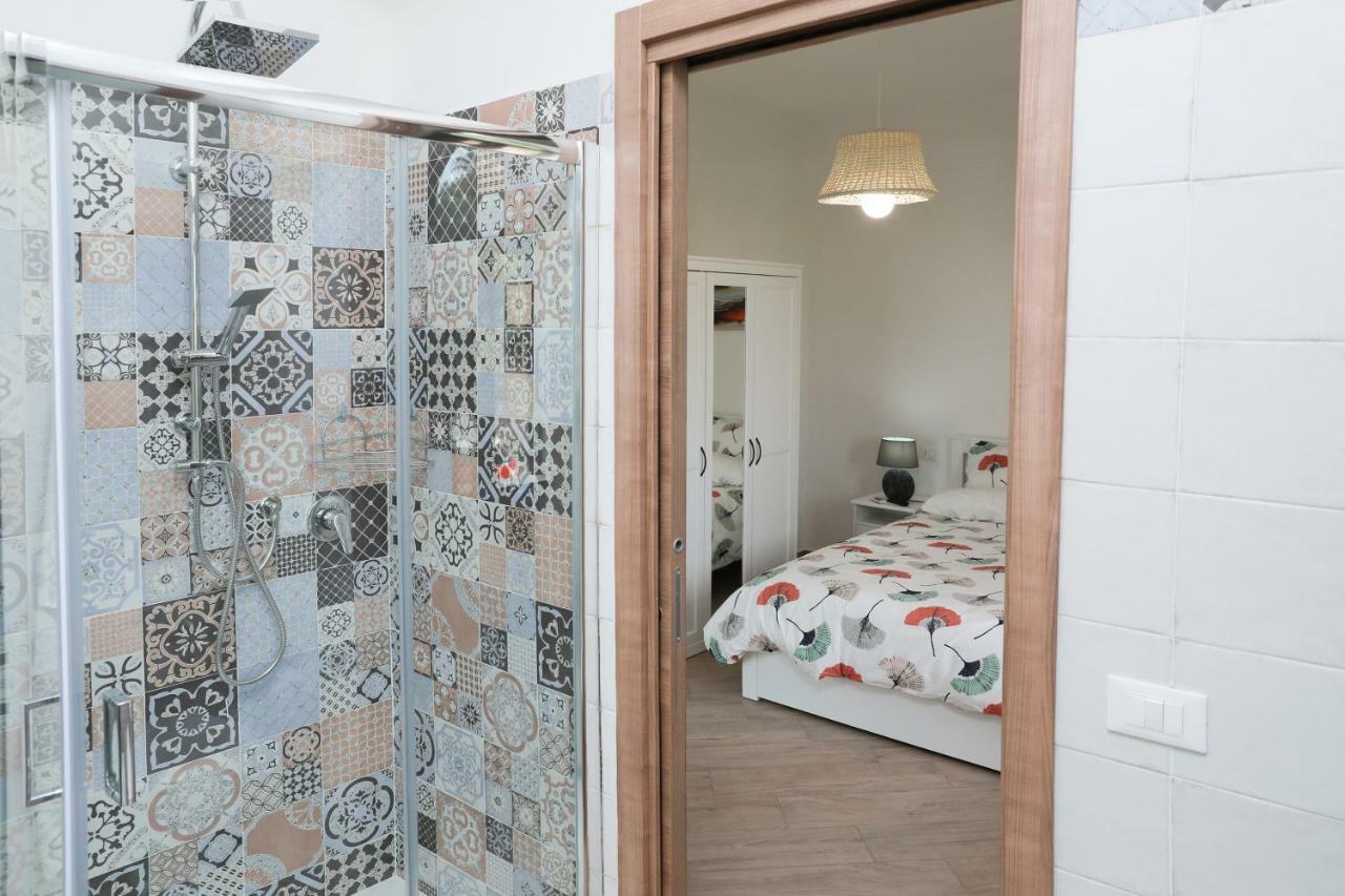 ガエータ Gli Archi Sul Mare Bed & Breakfast エクステリア 写真