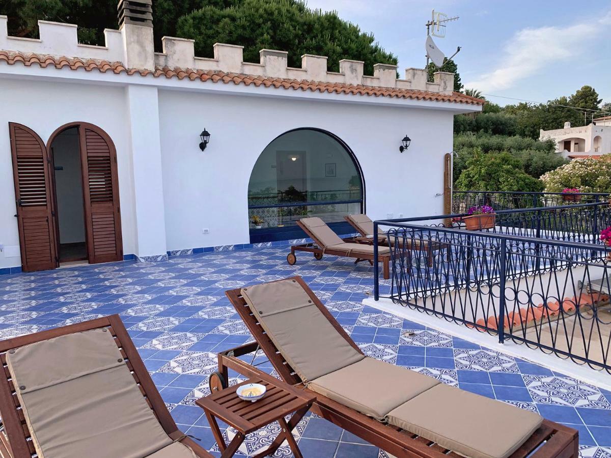 ガエータ Gli Archi Sul Mare Bed & Breakfast エクステリア 写真